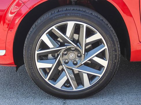 Used 2023 Hyundai Santa Fe Calligraphy image 9