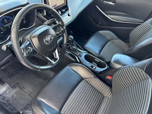 Used 2024 Toyota Corolla XSE FWD image 11