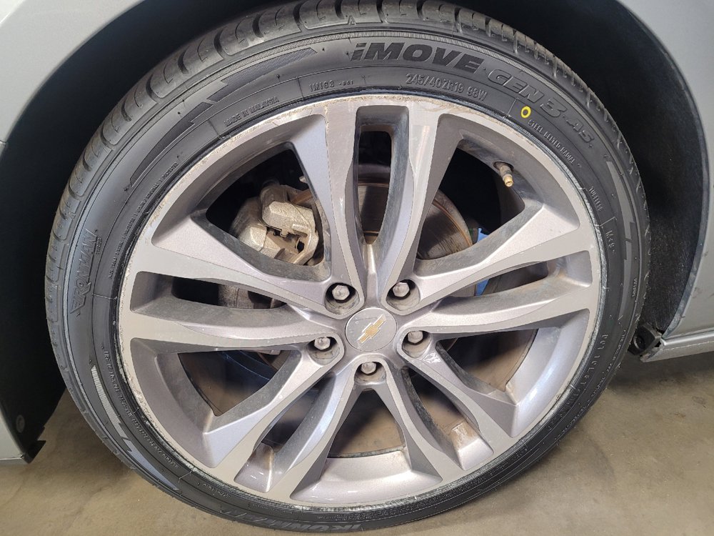 Used 2023 Chevrolet Malibu LT FWD image 31