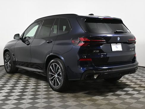 Used 2026 BMW X5 xDrive50e w/ M Sport Package AWD/4WD image 5