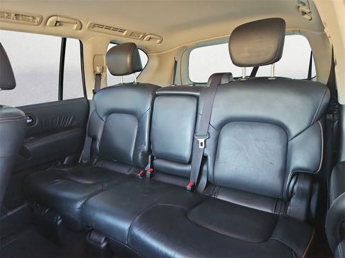 Used 2017 Nissan Armada SL image 9