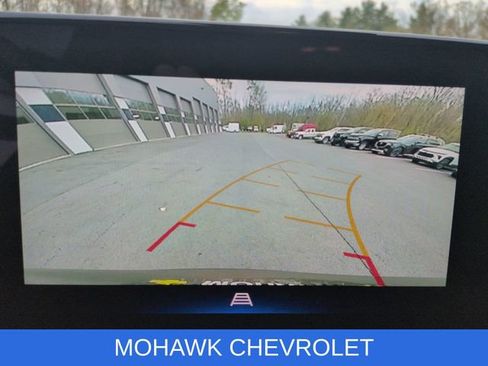 Used 2024 Chevrolet Trax ACTIV w/ Sunroof Package FWD image 15