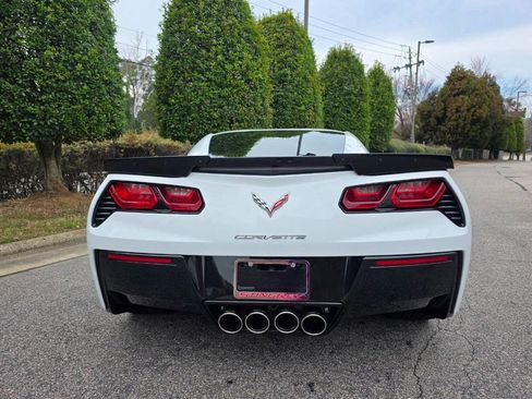 Used 2017 Chevrolet Corvette Stingray Coupe image 4