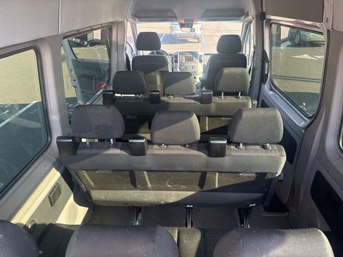 Used 2016 Mercedes-Benz Sprinter 2500 image 6
