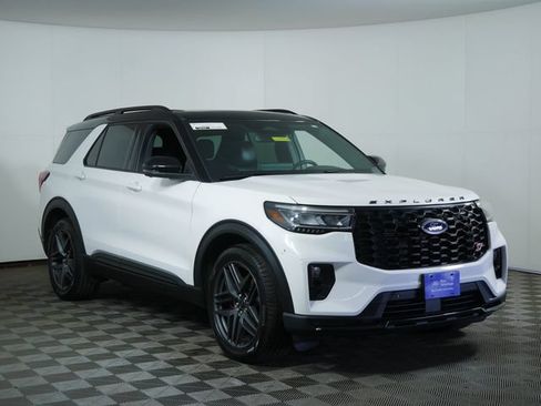 Certified 2025 Ford Explorer ST AWD/4WD image 1