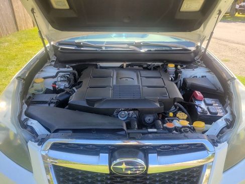 Used 2013 Subaru Legacy 3.6R Limited image 17