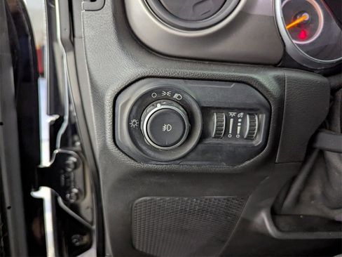 Certified 2021 Jeep Wrangler Sport image 25