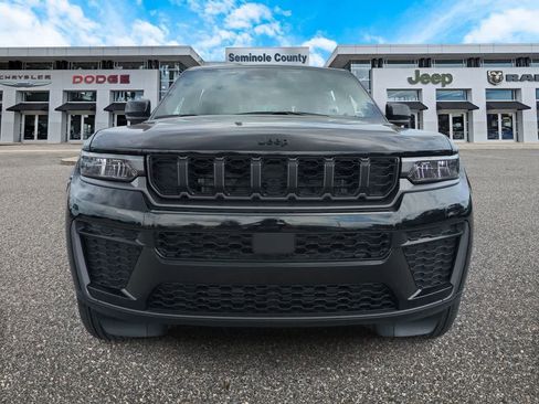 New 2026 Jeep Grand Cherokee L 4WD image 3