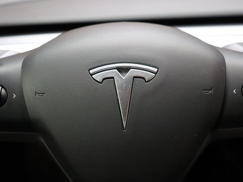 Used 2022 Tesla Model Y Performance AWD/4WD image 52