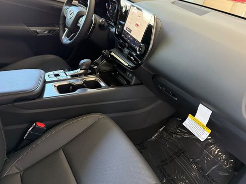 New 2026 Lexus NX 350 AWD w/ Premium Package image 17