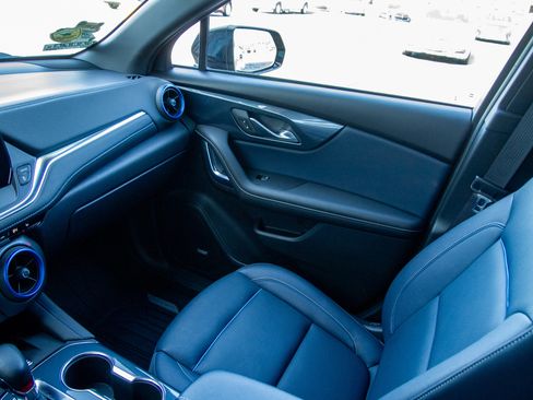 Used 2024 Chevrolet Blazer RS w/ LPO, Floor Liner Package FWD image 15