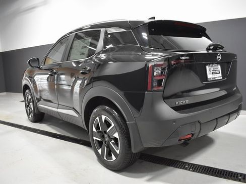 New 2026 Nissan Kicks SV image 3
