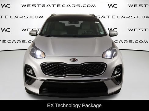 Used 2021 Kia Sportage EX w/ EX Technology Package FWD image 2