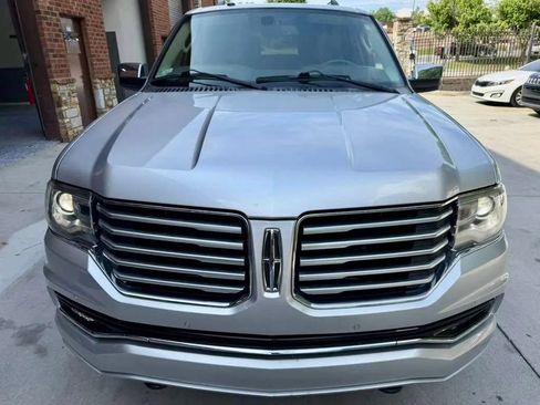 Used 2015 Lincoln Navigator 4WD image 10
