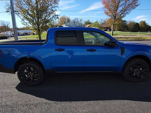 New 2025 Ford Maverick XLT w/ Black Appearance Package AWD/4WD image 9