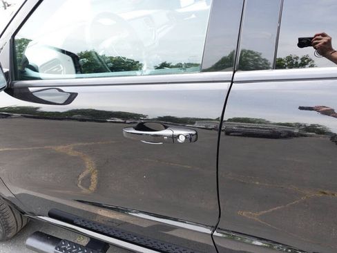 Used 2024 Dodge Durango R/T AWD/4WD image 16