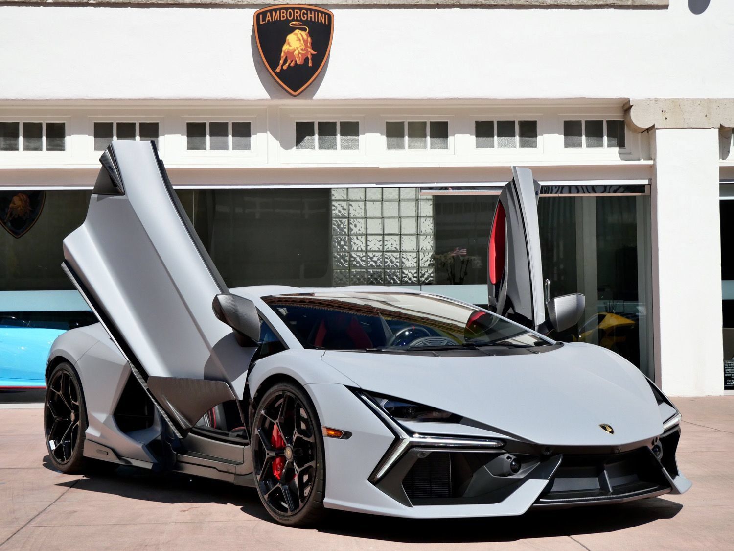 Used 2024 Lamborghini Revuelto AWD/4WD image 20