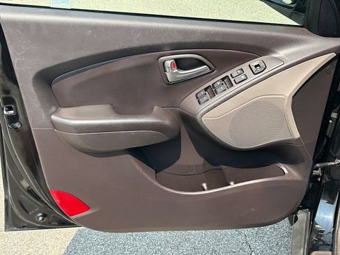 Used 2013 Hyundai Tucson GLS FWD image 16