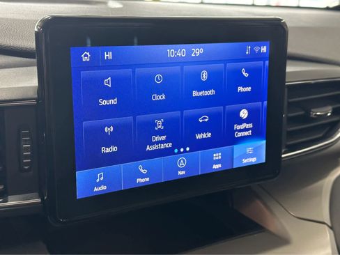 Used 2022 Ford Explorer XLT w/ Equipment Group 202A image 30