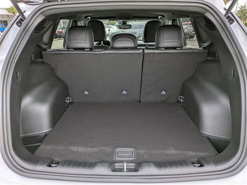 New 2026 Jeep Compass Latitude image 13