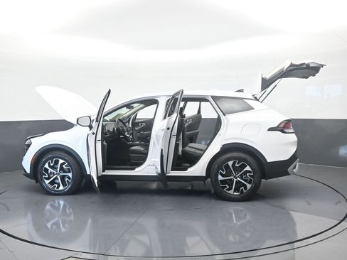 Used 2025 Kia Sportage EX image 76