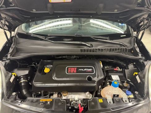 Used 2018 FIAT 500L Lounge FWD image 33