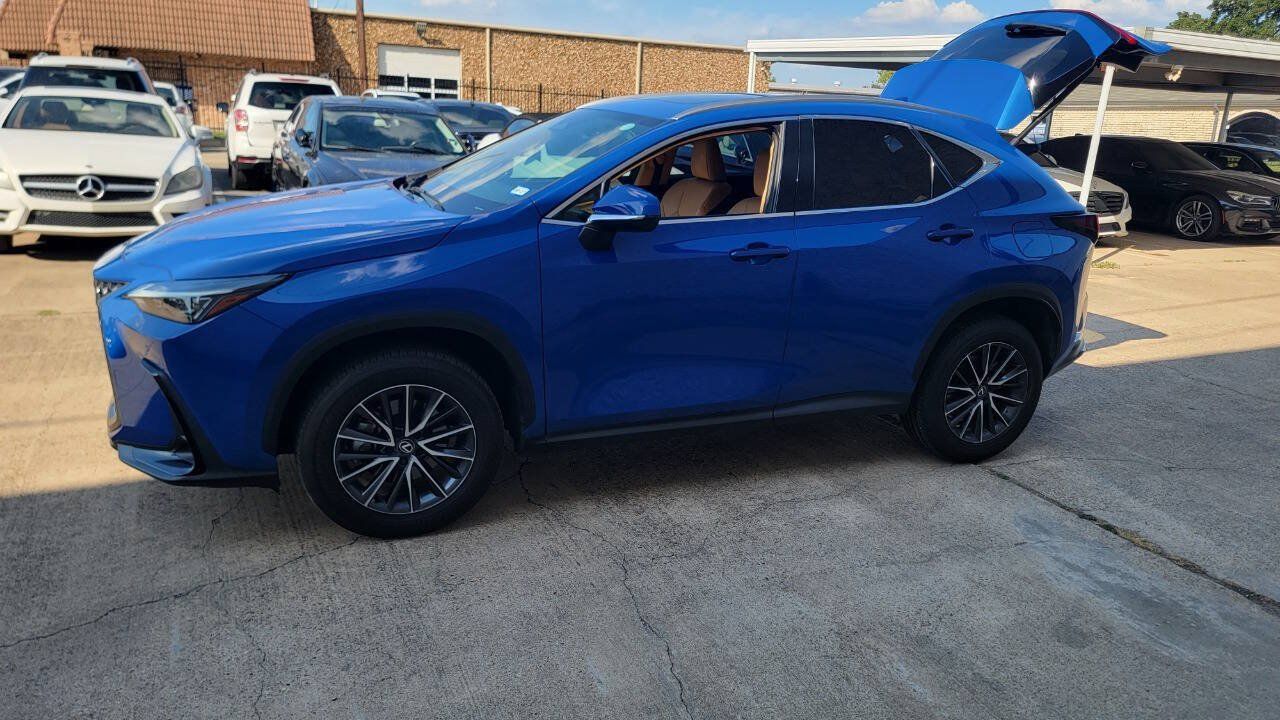 Used 2025 Lexus NX 250 FWD w/ Accessory Package (2T) image 20
