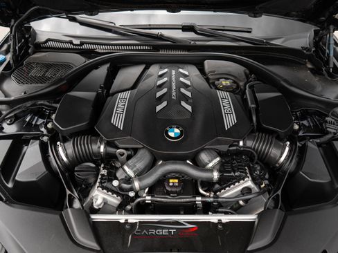 Used 2021 BMW M550i xDrive w/ Premium Package image 51