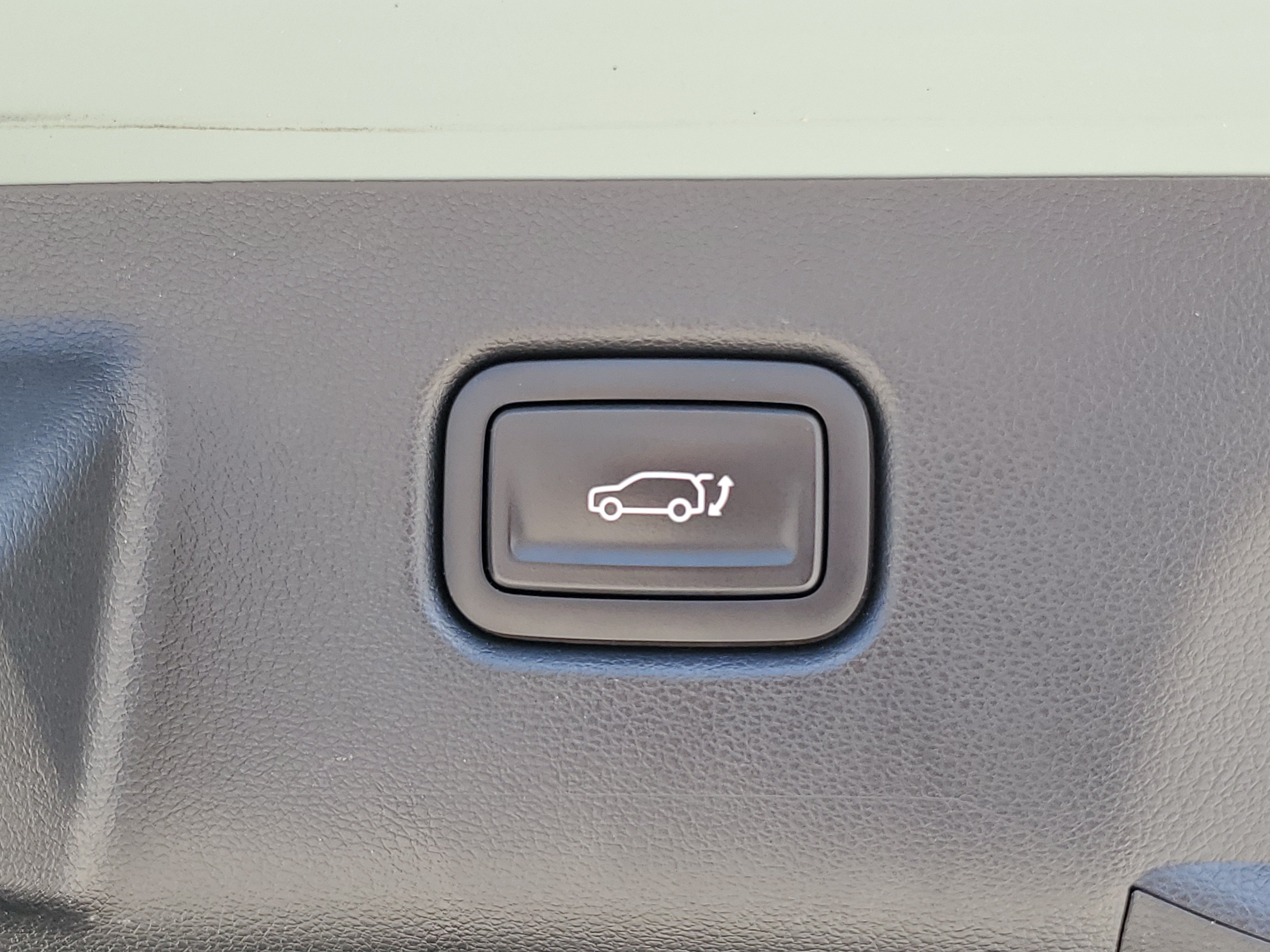 Used 2024 Hyundai Kona Limited AWD/4WD image 37
