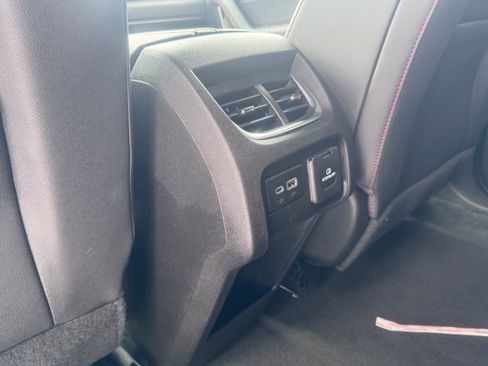 Used 2025 Chevrolet Blazer RS image 25