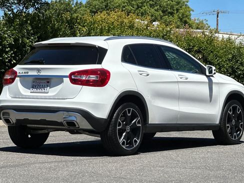 Used 2019 Mercedes-Benz GLA 250 image 3