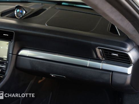 Used 2014 Porsche 911 Turbo AWD/4WD image 34