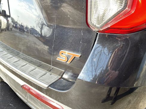 Used 2020 Ford Explorer ST w/ Premium Technology Package image 45