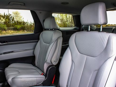 Used 2025 Hyundai Palisade SEL AWD/4WD image 34