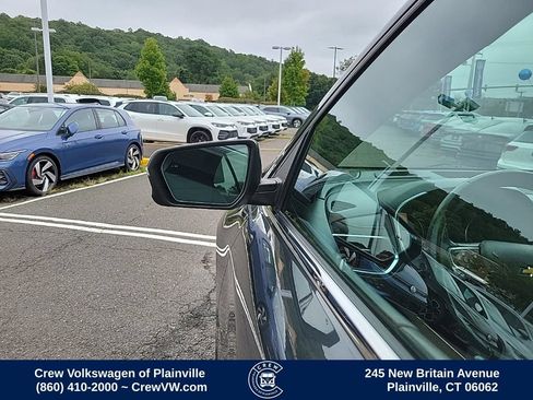 Used 2018 Chevrolet Equinox Premier AWD/4WD image 28