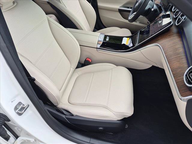 Certified 2026 Mercedes-Benz C 300 Sedan image 23