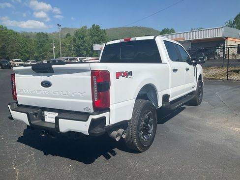 Used 2025 Ford F250 XL w/ STX Appearance Package image 5