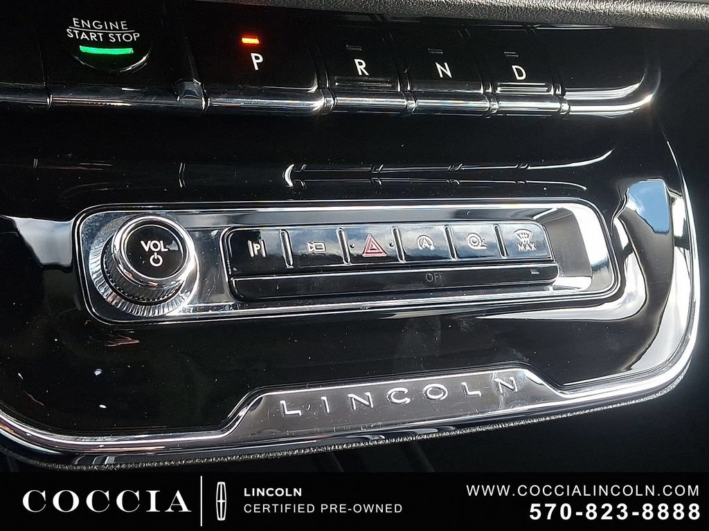 Certified 2024 Lincoln Corsair AWD image 17