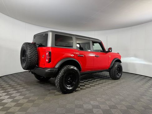 Used 2023 Ford Bronco Badlands AWD/4WD image 6