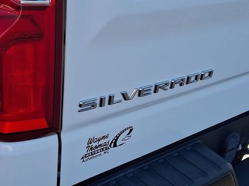 Used 2020 Chevrolet Silverado 1500 LT Trail Boss AWD/4WD image 29