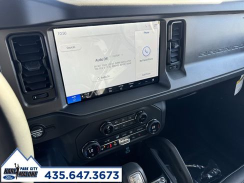 New 2025 Ford Bronco Badlands image 11