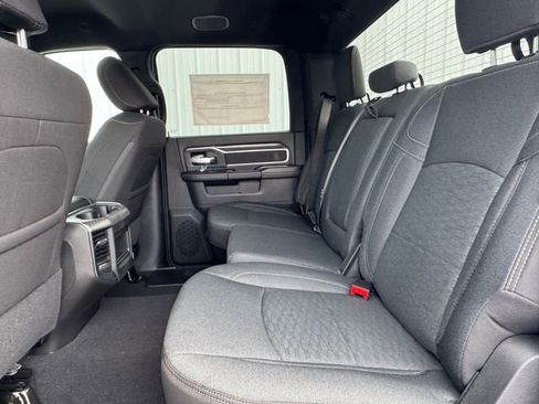 New 2026 RAM 2500 Big Horn AWD/4WD image 25