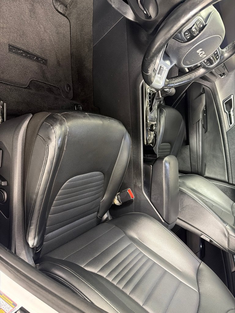 Used 2023 Kia Sportage SX FWD image 12