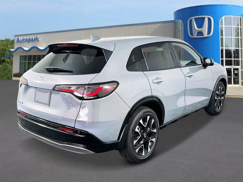 New 2026 Honda HR-V EX-L image 4
