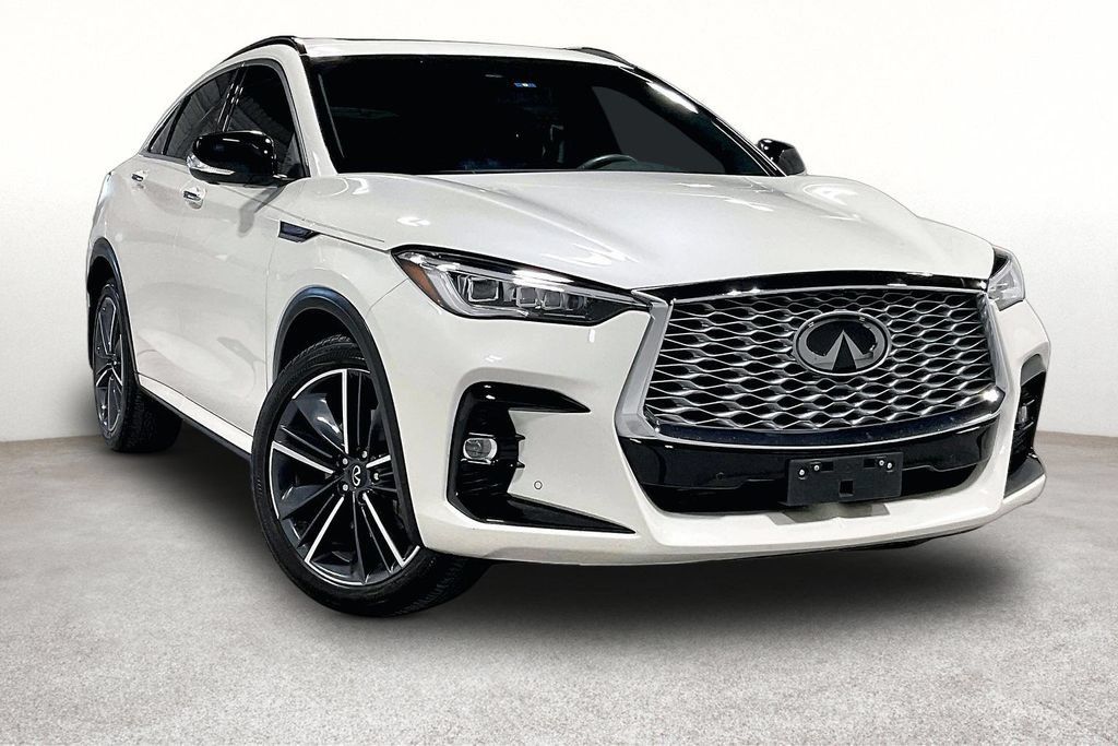 Used 2023 INFINITI QX55 Essential AWD/4WD image 1