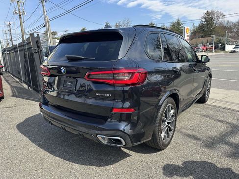 Used 2019 BMW X5 xDrive40i w/ M Sport Package image 3