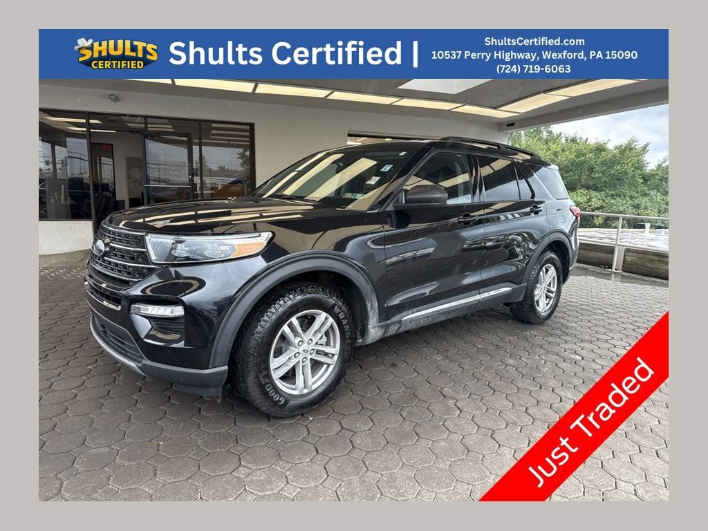 Certified 2023 Ford Explorer XLT w/ Equipment Group 202A AWD/4WD image 1