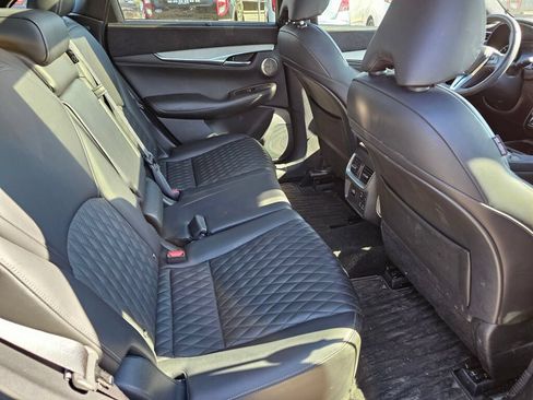Used 2024 INFINITI QX50 Autograph w/ Accent Package AWD/4WD image 15