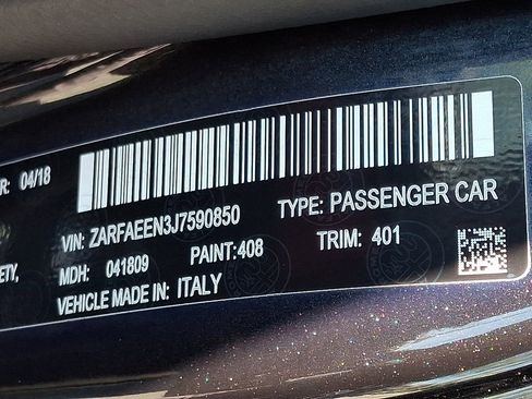 Used 2018 Alfa Romeo Giulia Ti Sport w/ Quick Order Package 22S Sport AWD/4WD image 29