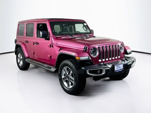 Used 2021 Jeep Wrangler Unlimited Sahara w/ LED Lighting Group AWD/4WD image 3